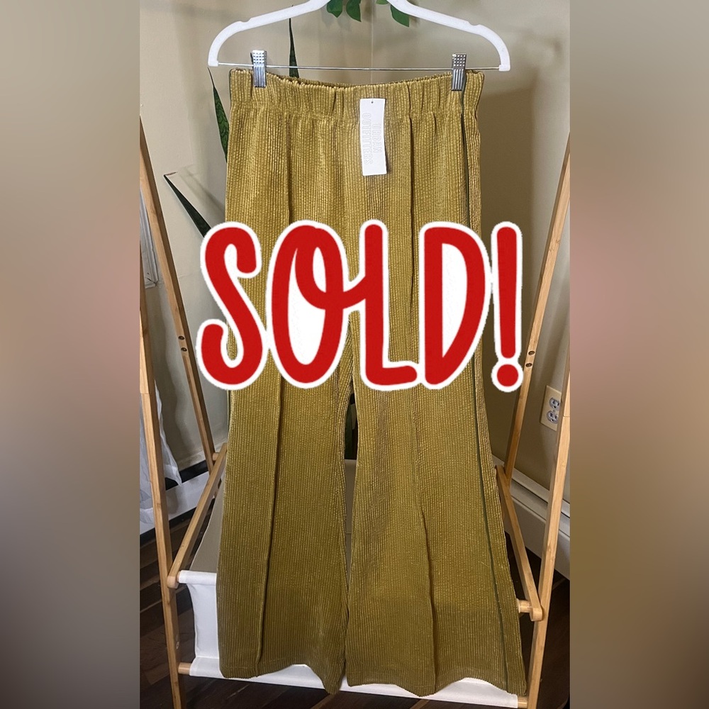 URBAN Outfitters BDG Flared Corduroy Pants